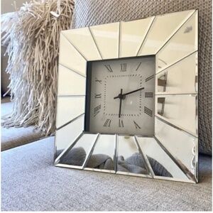 🪞 classic square mirrored hanging wall clock home decor